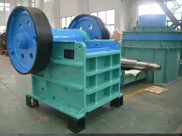 600*900顎式破碎機(jī)